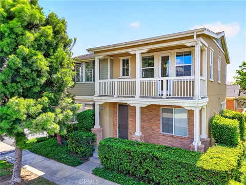 3233 Larkspur St, Tustin, CA 92782