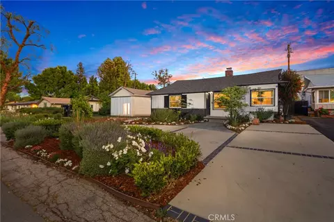 22928 Leonora Dr, Woodland Hills, CA 91367
