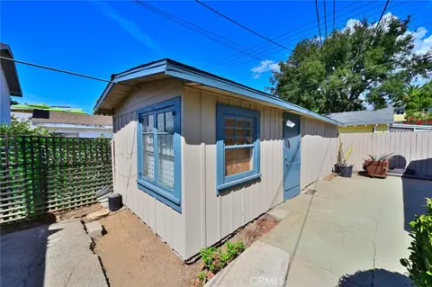 Exterior - 1757 E Villa St, Pasadena, CA 91106 photo 5 of 9