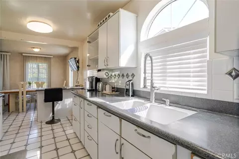 Kitchen - 4040 Lynd Ave, Arcadia, CA 91006 photo 3 of 5