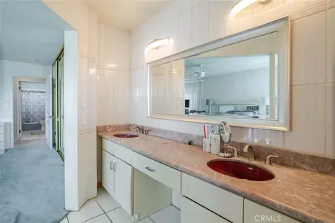 Bath - 4040 Lynd Ave, Arcadia, CA 91006 photo 4 of 6