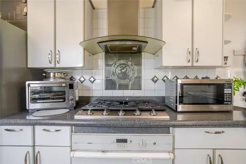 Kitchen - 4040 Lynd Ave, Arcadia, CA 91006 photo 5 of 5