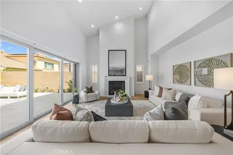 237 Pinnacle, Irvine, CA 92602