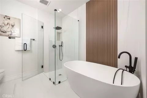 Bath - 832 Sunset Blvd #A, Arcadia, CA 91007 photo 5 of 5