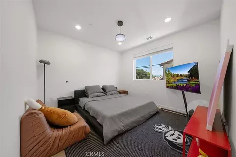 Bedroom - 4323 Jasmine Ln, Arcadia, CA 91006 photo 2 of 4