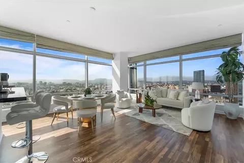 900 W Olympic, Los Angeles, CA 90015