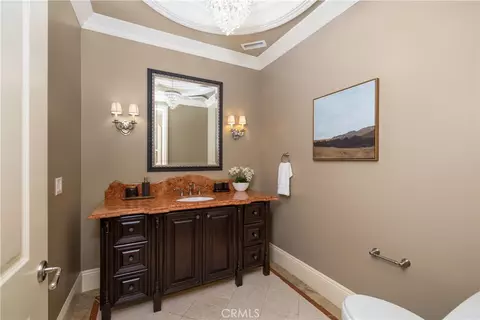 Bath - 423 W Lemon Ave, Arcadia, CA 91007 photo 1 of 6