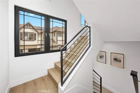 Entry Way - 830 Sunset Blvd #B, Arcadia, CA 91007 photo 3 of 5