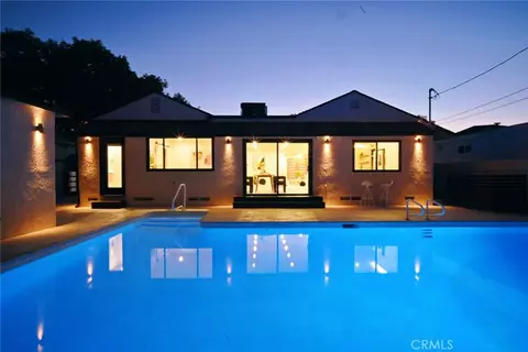 5430 Geyser Ave, Tarzana, CA 91356