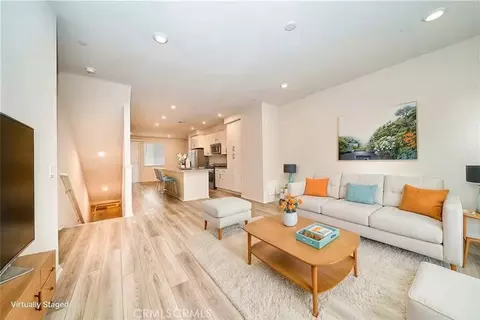 1672 Cayton, West Covina, CA 91790