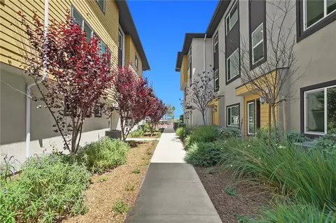 Exterior - 1213 Ironsides Ln, Harbor City, CA 90710 photo 2 of 6