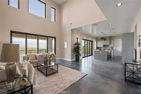 2380 Scenic Rdg, Chino Hills, CA 91709
