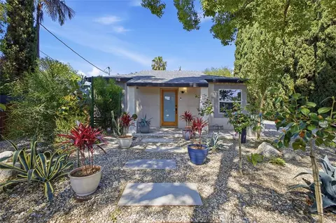 261 N Oak, Pasadena, CA 91107