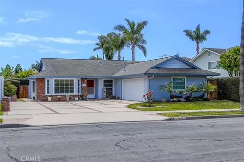 7562 Taylor Dr, Huntington Beach, CA 92648