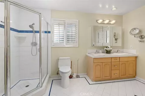Bath - 1817 Elevado, Arcadia, CA 91006 photo 4 of 6