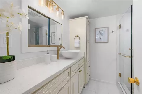 Bath - 1817 Elevado, Arcadia, CA 91006 photo 2 of 6