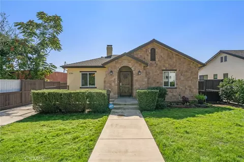 1786 Asbury Dr, Pasadena, CA 91104