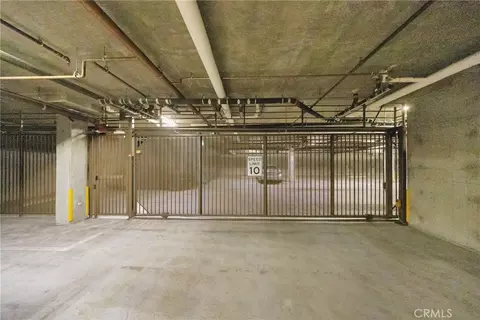 Exterior - 931 E Walnut #307, Pasadena, CA 91106 photo 5 of 7