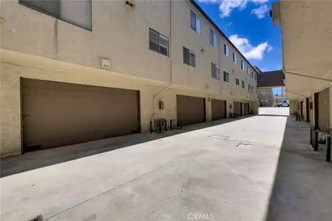 Exterior - 32 N 3rd #E, Alhambra, CA 91801 photo 3 of 4