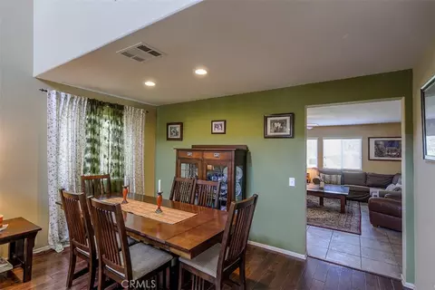 Dining - 32406 Francisco Pl, Temecula, CA 92592 photo 1 of 2