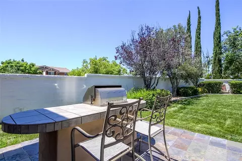 Exterior - 32406 Francisco Pl, Temecula, CA 92592 photo 6 of 13