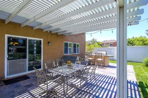 Exterior - 32406 Francisco Pl, Temecula, CA 92592 photo 5 of 13