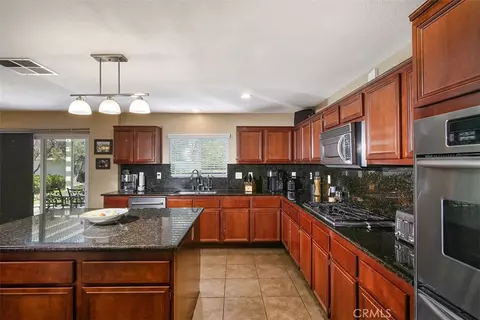 Kitchen - 32406 Francisco Pl, Temecula, CA 92592 photo 3 of 4