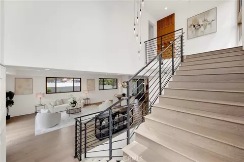 Entry Way - 941 E California Blvd #1, Pasadena, CA 91106 photo 3 of 3