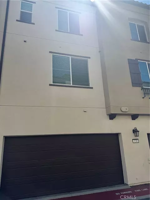 132 Dove Lndg, Covina, CA 91722