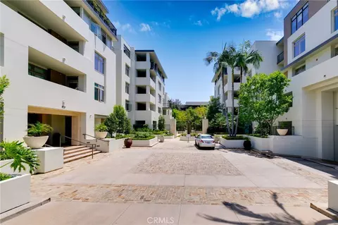 920 Granite Dr #412, Pasadena, CA 91101