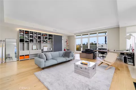 920 Granite Dr #412, Pasadena, CA 91101