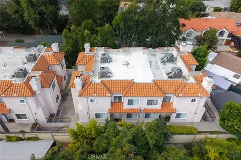 View/Area - 102 Harkness Ave #8, Pasadena, CA 91106 photo 4 of 8