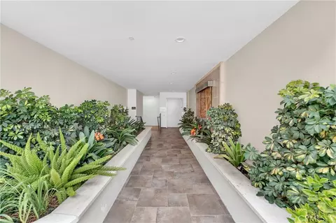 Entry Way - 2428 E Del Mar Blvd #206, Pasadena, CA 91107 photo 5 of 5