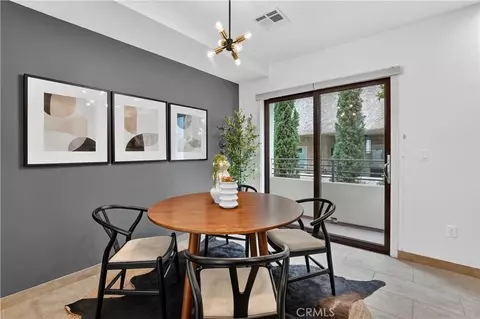 Dining - 2428 E Del Mar Blvd #206, Pasadena, CA 91107 photo 2 of 4