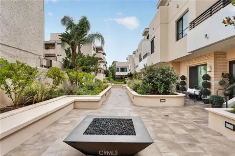 Exterior - 2428 E Del Mar Blvd #206, Pasadena, CA 91107 photo 3 of 5