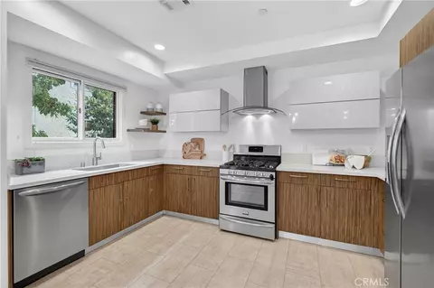 Kitchen - 2428 E Del Mar Blvd #206, Pasadena, CA 91107 photo 3 of 3