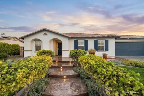 14392 Smith River Rd, Eastvale, CA 92880