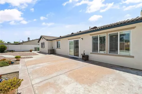 Exterior - 14392 Smith River Rd, Eastvale, CA 92880 photo 12 of 18