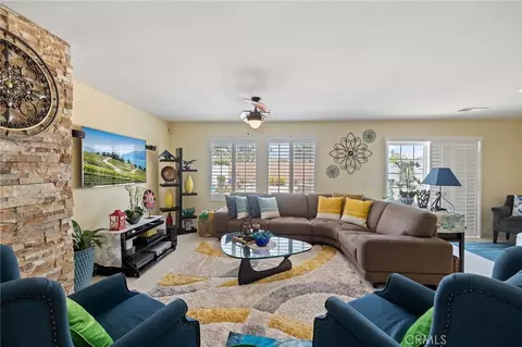 Living - 14392 Smith River Rd, Eastvale, CA 92880 photo 2 of 4