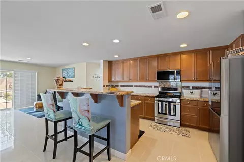 Kitchen - 14392 Smith River Rd, Eastvale, CA 92880 photo 2 of 6