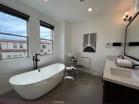 Bath - 772 Francesca Dr, Walnut, CA 91789 photo 2 of 4