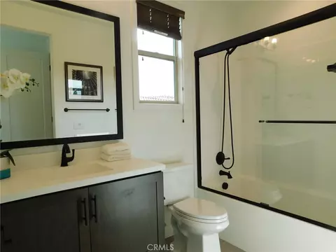 Bath - 772 Francesca Dr, Walnut, CA 91789 photo 4 of 4