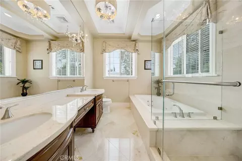 Bath - 2041 S 6th, Arcadia, CA 91006 photo 4 of 8
