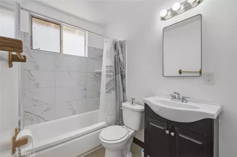 Bath - 63 S Daisy, Pasadena, CA 91107 photo 1 of 1
