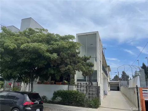 978 S Ardmore Ave, Los Angeles, CA 90006