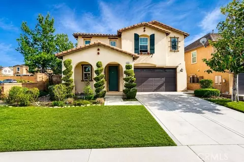 5351 Mazzulli Ct, Fontana, CA 92336