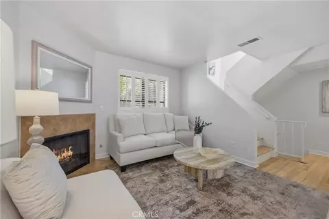 Living - 965 E Del Mar #3, Pasadena, CA 91106 photo 3 of 5