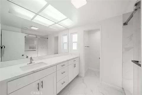 Bath - 448 E Sandra Ave, Arcadia, CA 91006 photo 1 of 3