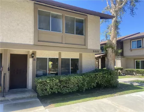 6659 Wilbur Ave #17, Reseda, CA 91335