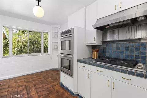 Kitchen - 444 Oneida Dr, Pasadena, CA 91107 photo 1 of 1